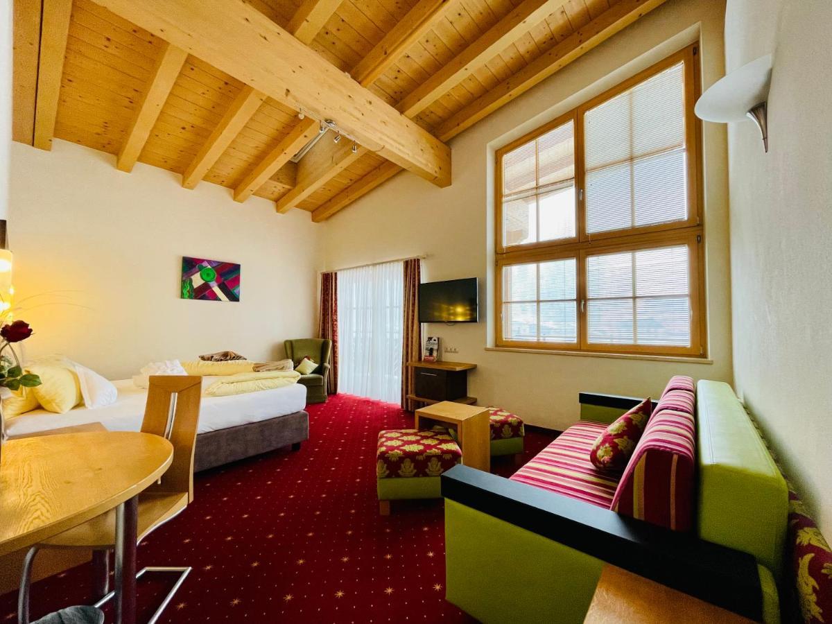 Wellness- Und Familienhotel Egger Saalbach-Hinterglemm Extérieur photo