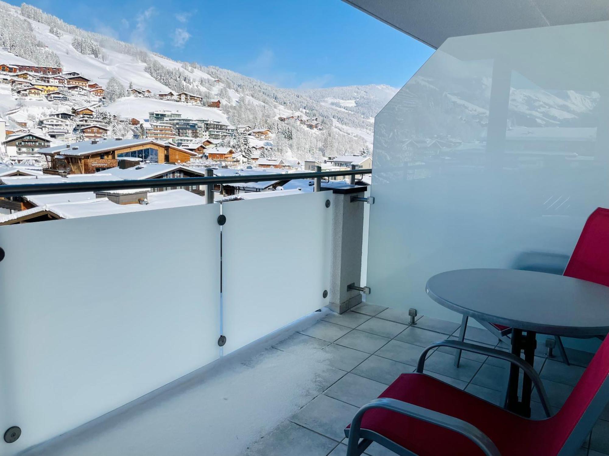 Wellness- Und Familienhotel Egger Saalbach-Hinterglemm Extérieur photo