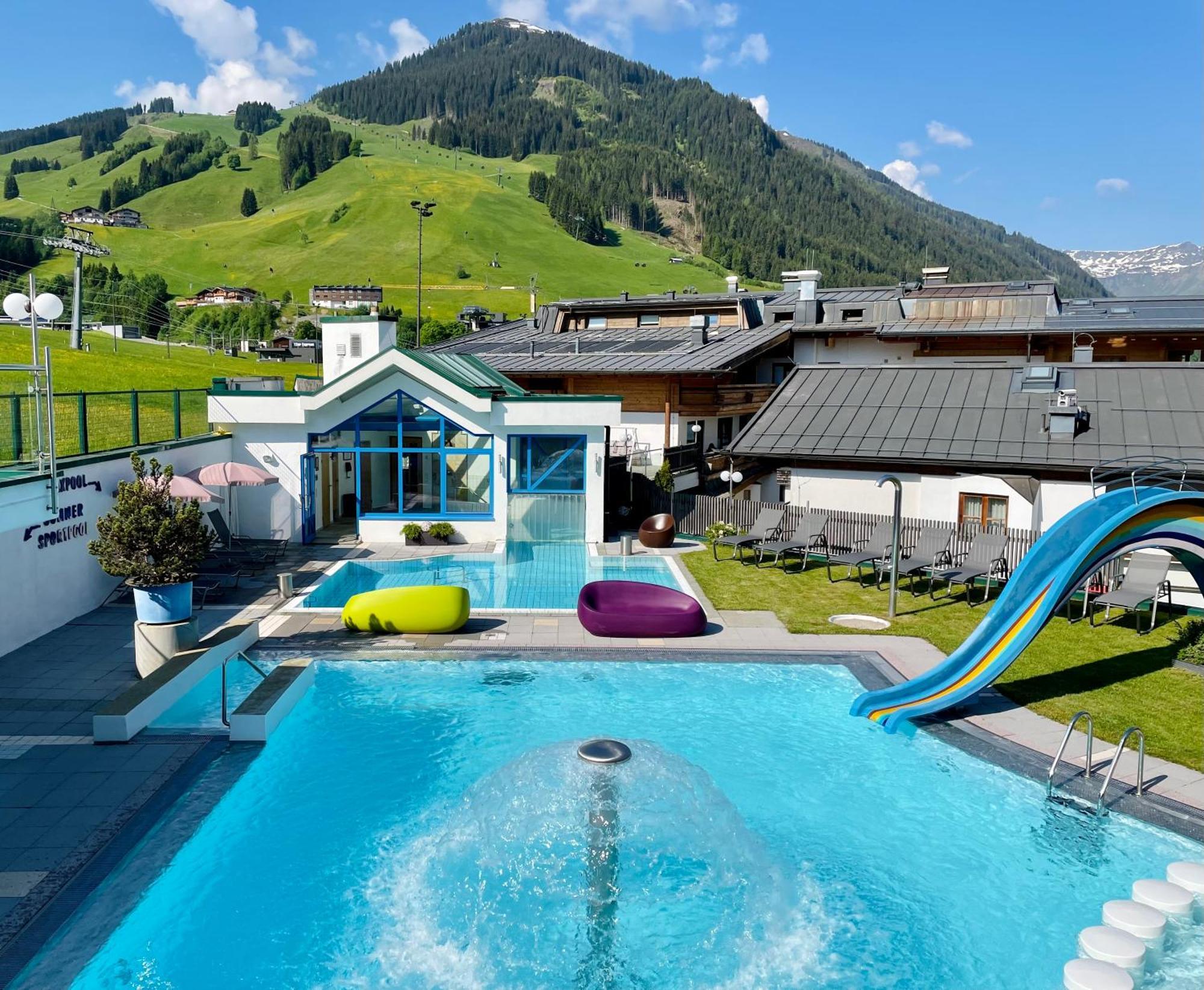 Wellness- Und Familienhotel Egger Saalbach-Hinterglemm Extérieur photo